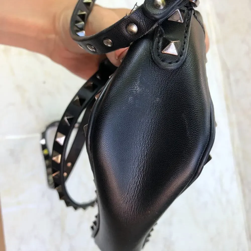 Valentino Garavani Rockstud Black Pebbled Leather Camera Crossbody Bag Flawed